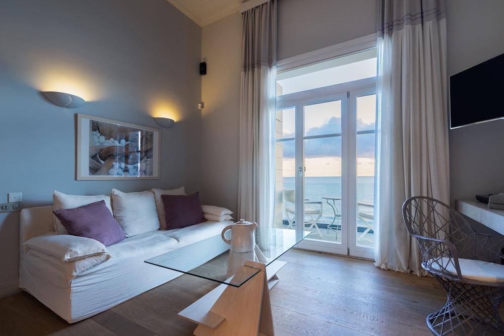 Dexamenes Seaside Hotel Kourouta Eksteriør billede